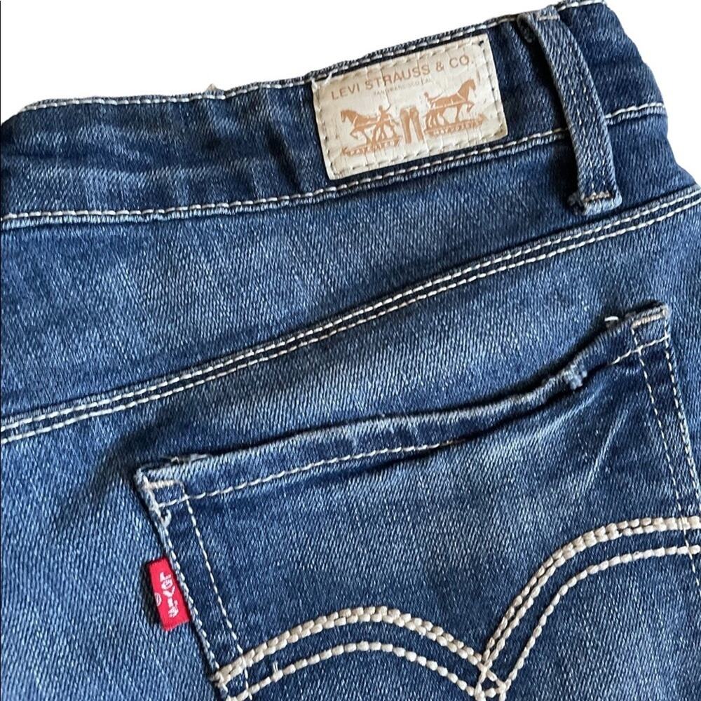 Levi’s med wash Shorty Shorts size 9 - Picture 4 of 7